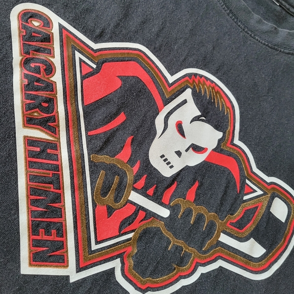 Vintage Calgary Hitmen t-shirt - Picture 2 of 2